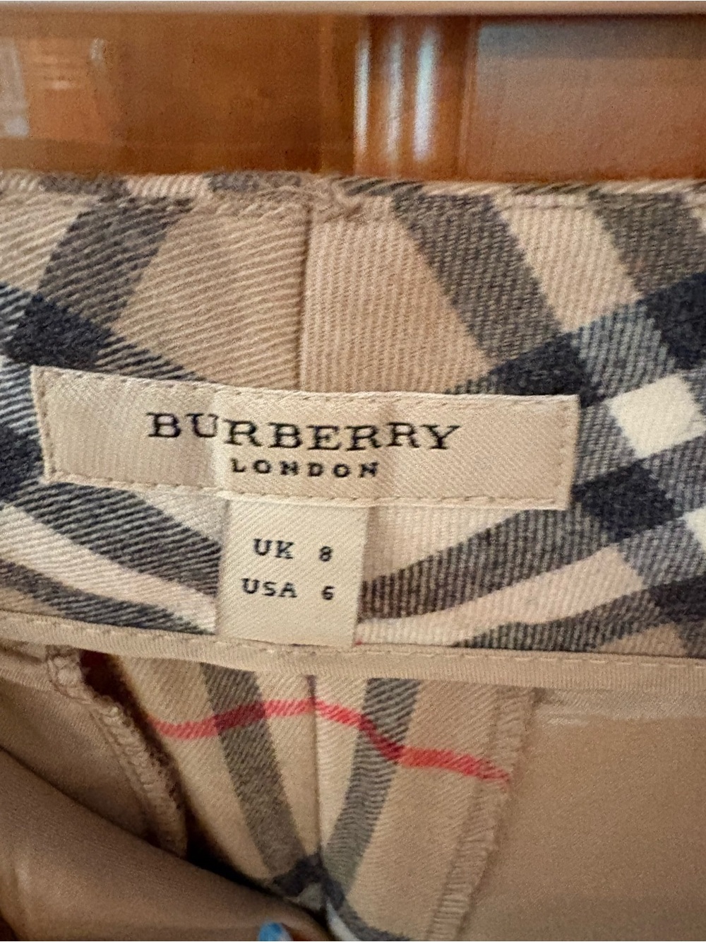 Burberry Plaid Wide-Leg Trousers in Beige and Black - Picture 2 of 2